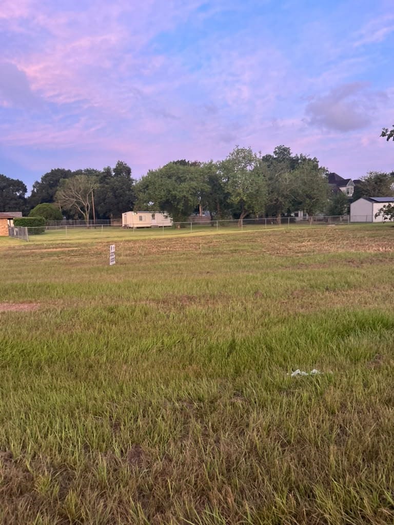 35 Tx-288, Angleton, Texas