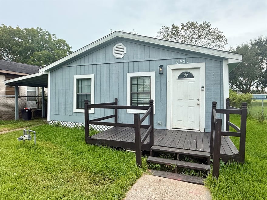 6905 Speaker Street, Hitchcock, Texas