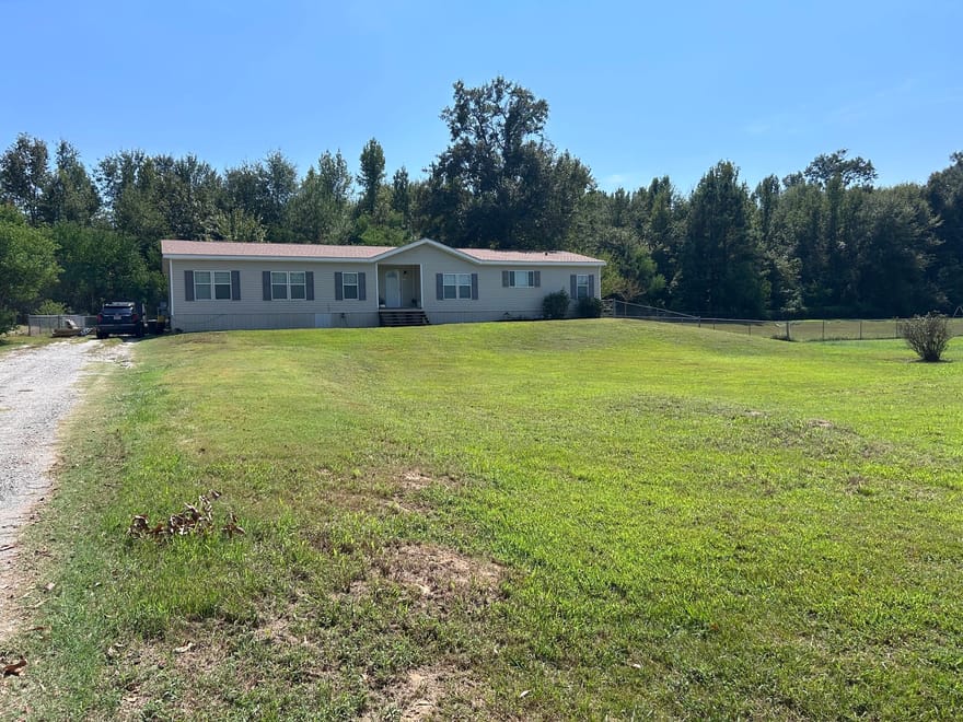 7429 W Henderson Gin Road, Shreveport, Louisiana