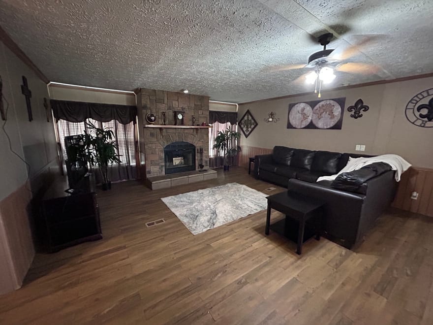 7429 W Henderson Gin Road, Shreveport, Louisiana
