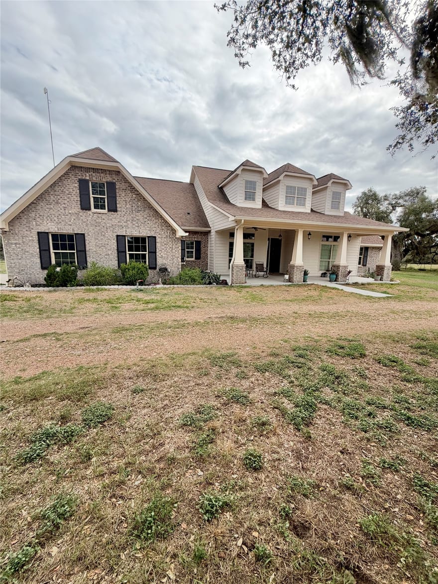 1684 Zengerle Rd, Cuero, Texas