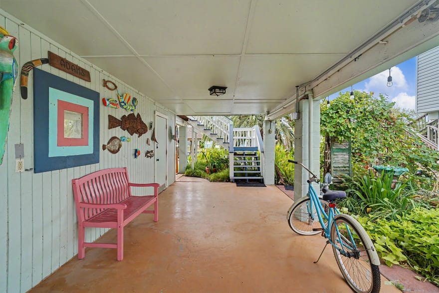 531 Pompano Street, Bayou Vista, Texas