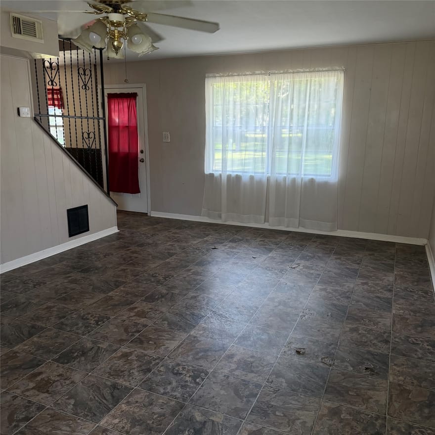 3127 County Road 510k, Brazoria, Texas