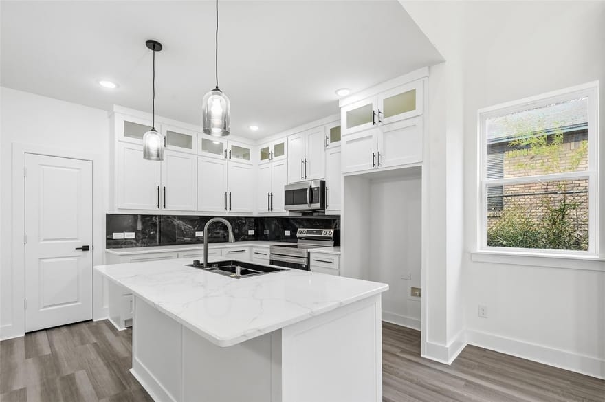 4448 Marcell Avenue, Dallas, Texas
