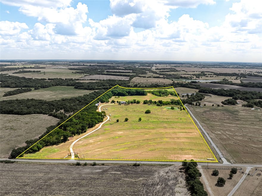3182 Lovers Leap Lane, Gunter, Texas