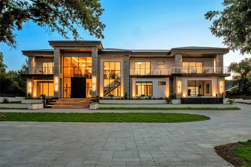 2706 N Carroll Avenue, Southlake, Texas