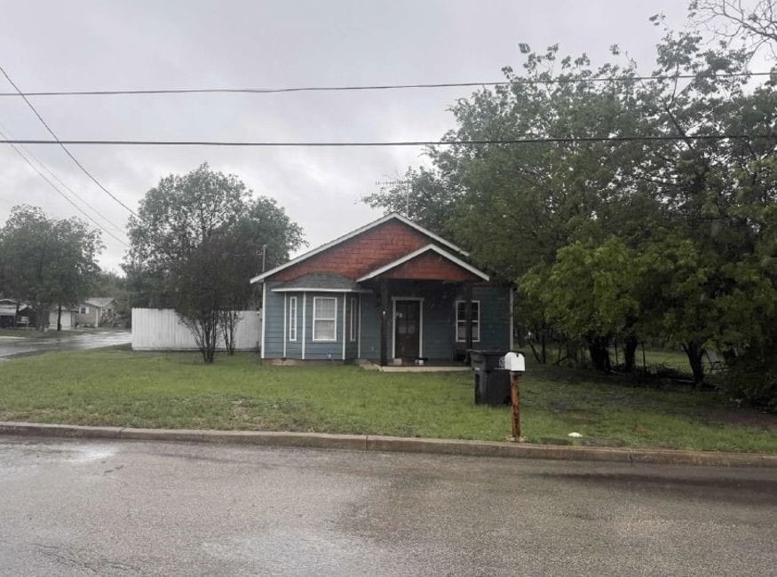 1696 W Mill Street, New Braunfels, Texas