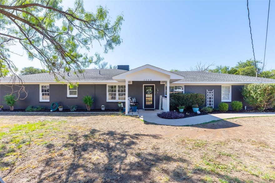 1208 Lytle Way Circle, Abilene, Texas