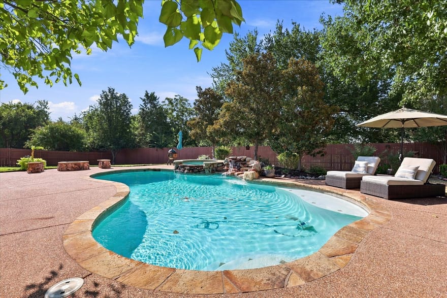 2308 Ember Woods Drive, Keller, Texas