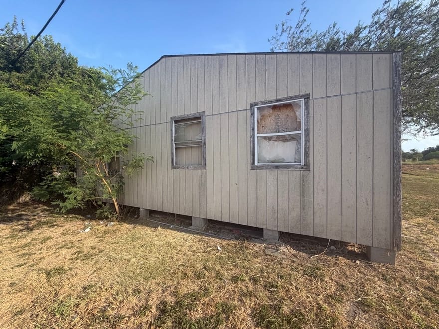 1234 Easterling Drive, Alice, Texas