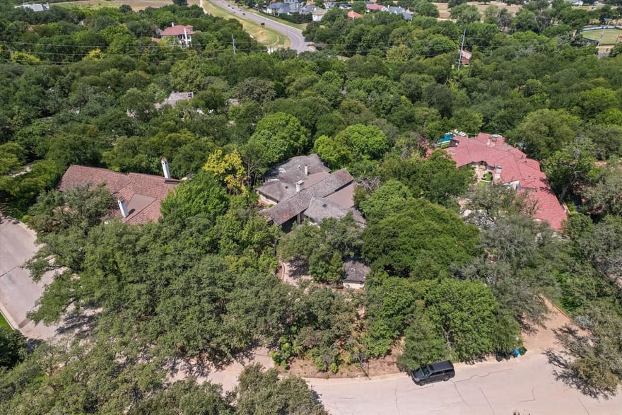 301 Crestwood Drive, Fort Worth, Texas