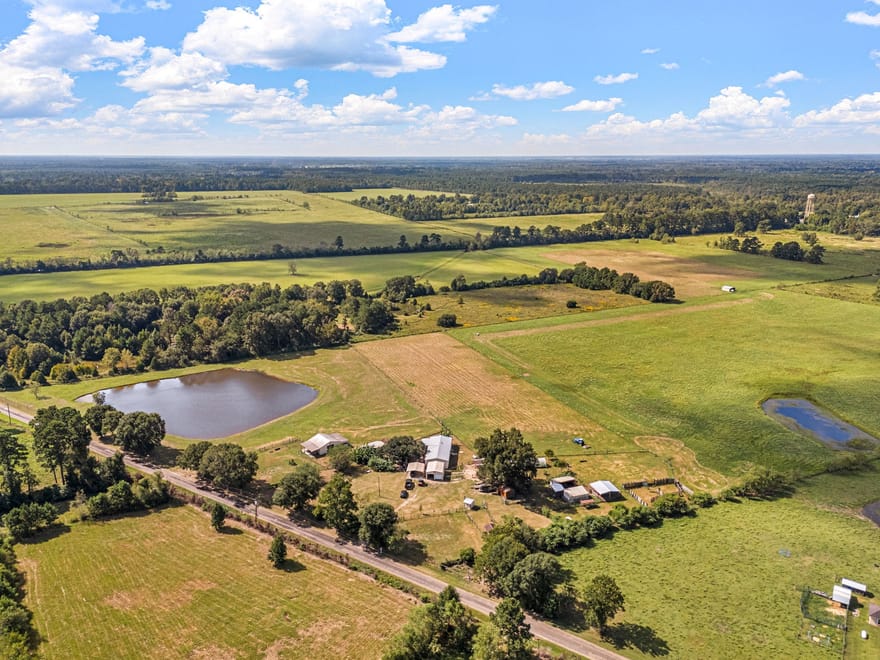 1925 County Road 2274, Cleveland, Texas