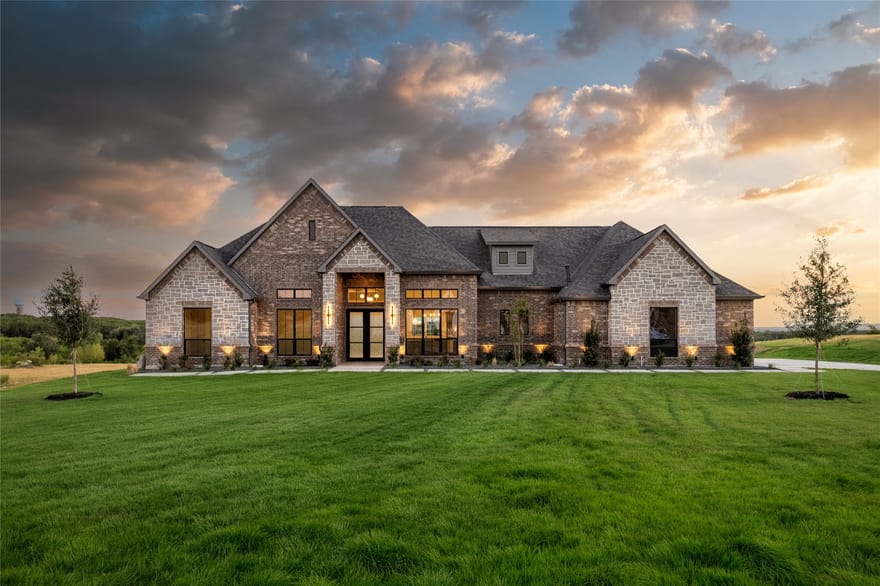 1031 Ranch Vista Road, Granbury, Texas