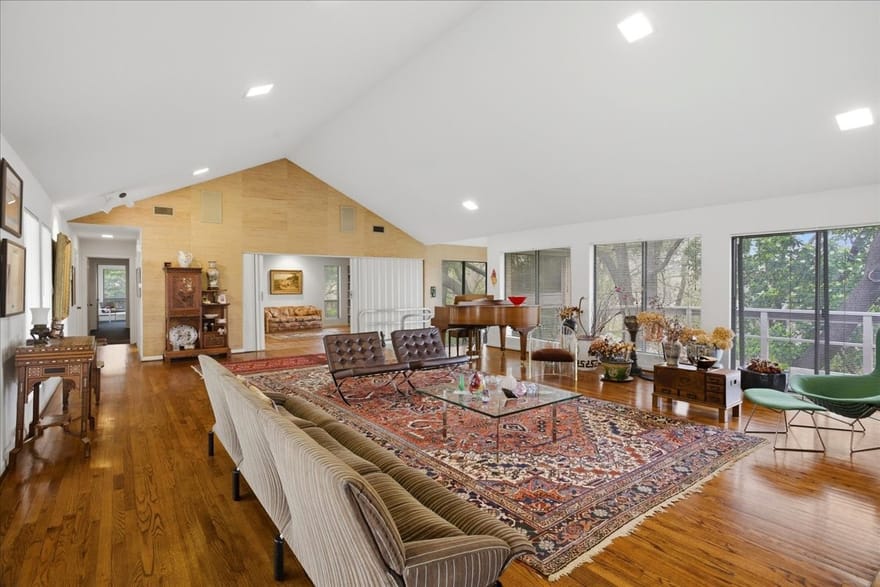 2001 Deepdale Drive, Westover Hills, Texas