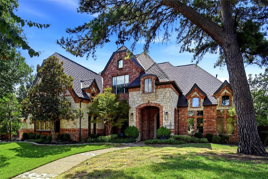 1804 Summit Court, Keller, Texas