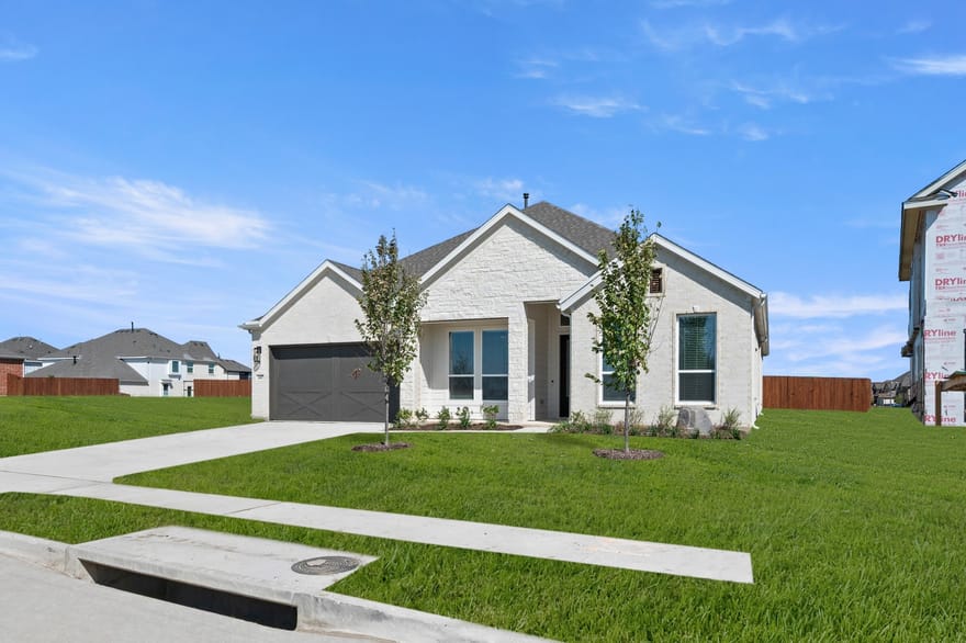2417 Spoonbill Drive, Mansfield, Texas