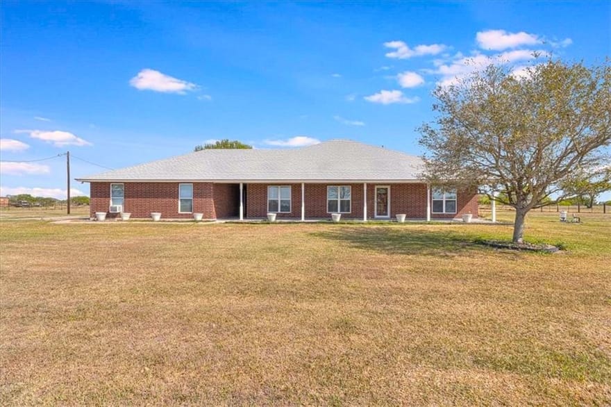 5004 County Road 1432, Aransas Pass, Texas
