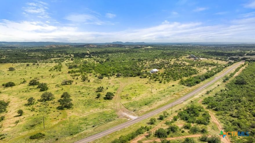 6878 Ranch Road 3347, Round Mountain, Texas