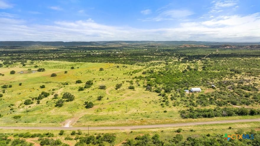 6878 Ranch Road 3347, Round Mountain, Texas