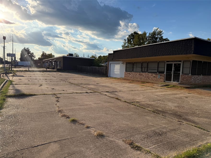 3120 Hollywood Avenue, Shreveport, Louisiana