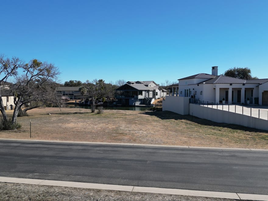 2811 Fault Line Drive, Horseshoe Bay, Texas