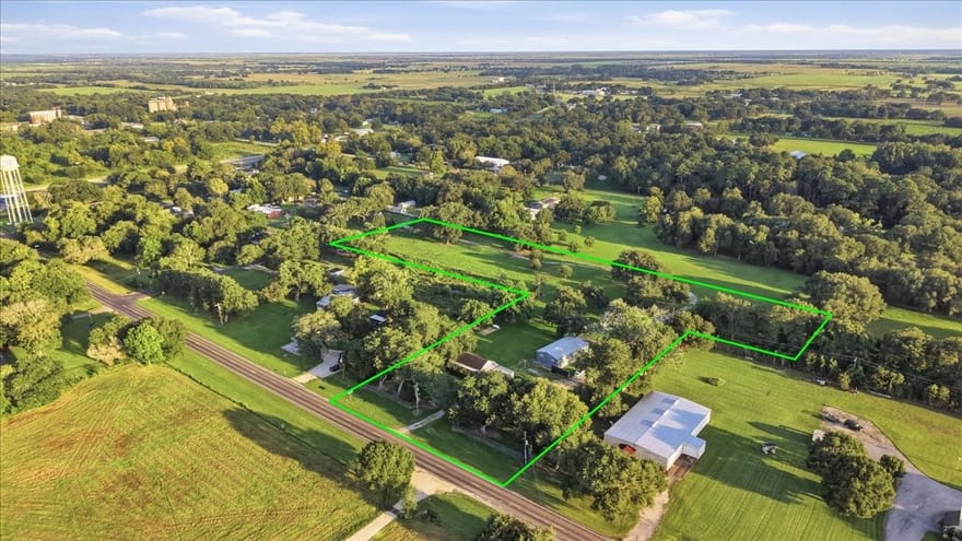 15920 State Highway 65, Stowell, Texas