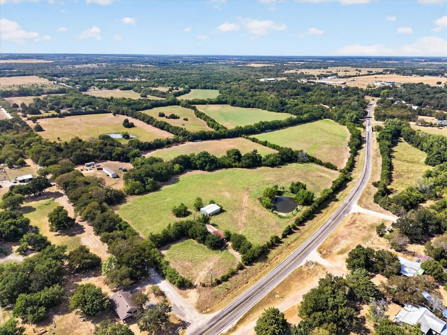 913 County Road 4232, Bonham, Texas