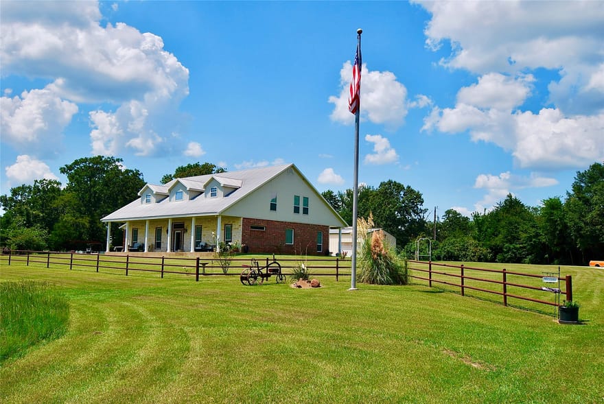 27368 St Highway 19, Athens, Texas