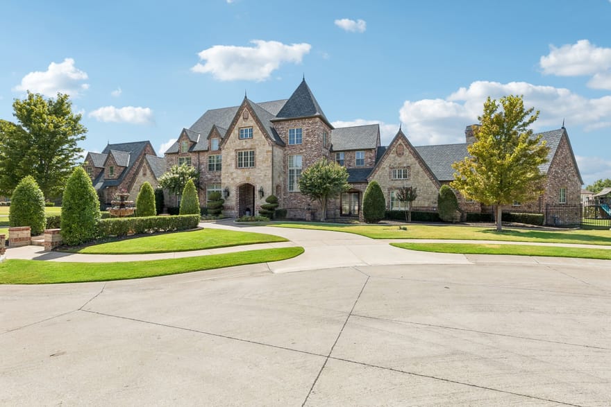 6900 Rockingham Court, Colleyville, Texas
