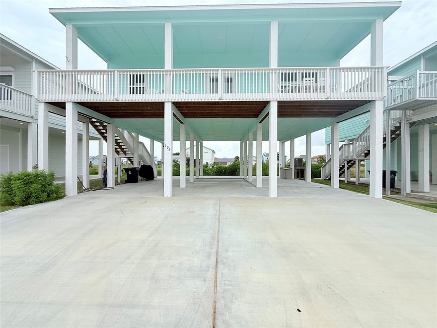195 Paradise Drive, Rockport, Texas