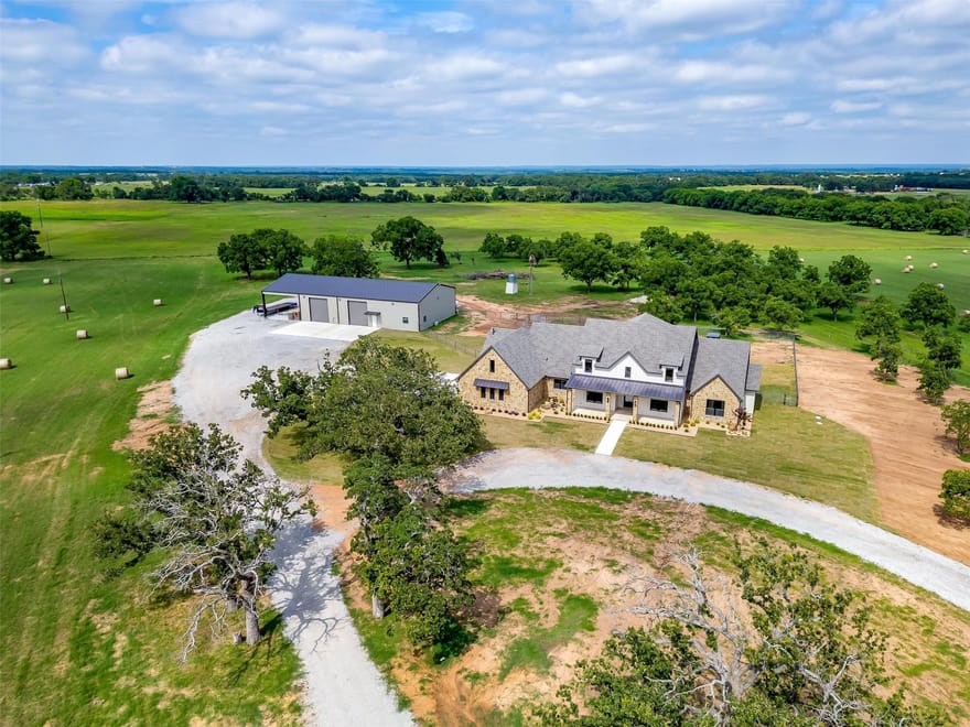 3019 Orchard Road, Bowie, Texas