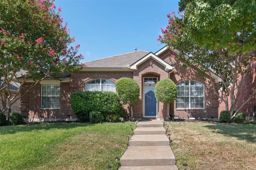 307 Trailwood Drive, Allen, Texas