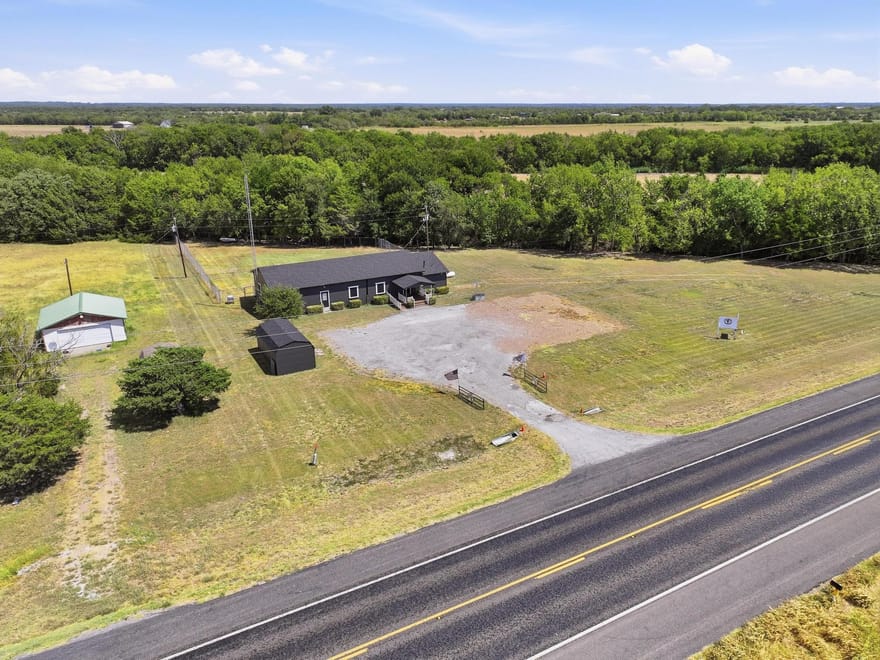 11540 Us Highway 69, Whitewright, Texas