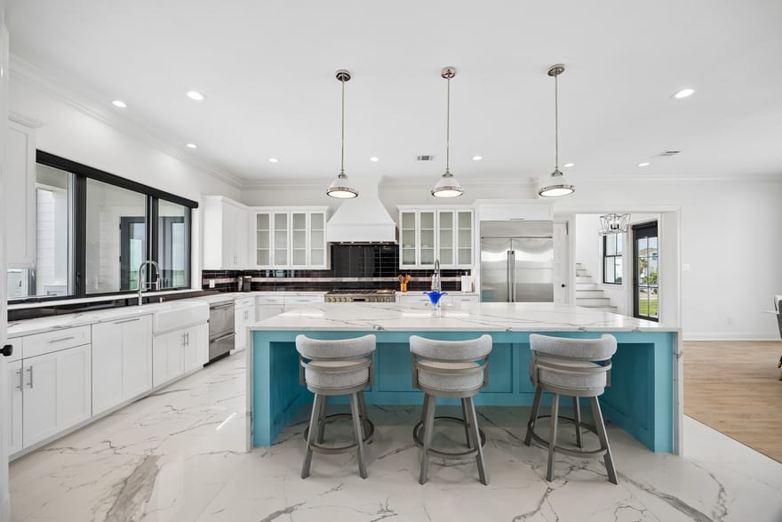403 Hana Drive, Tiki Island, Texas