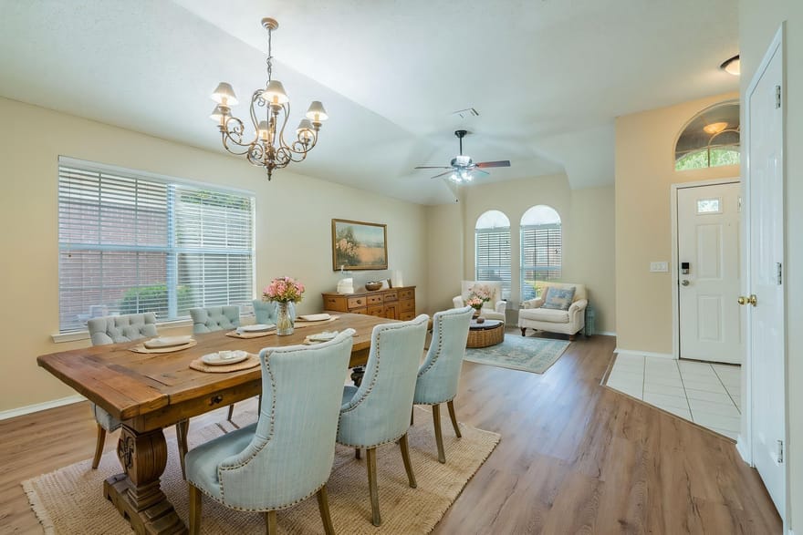 1828 Newton Drive, Flower Mound, Texas