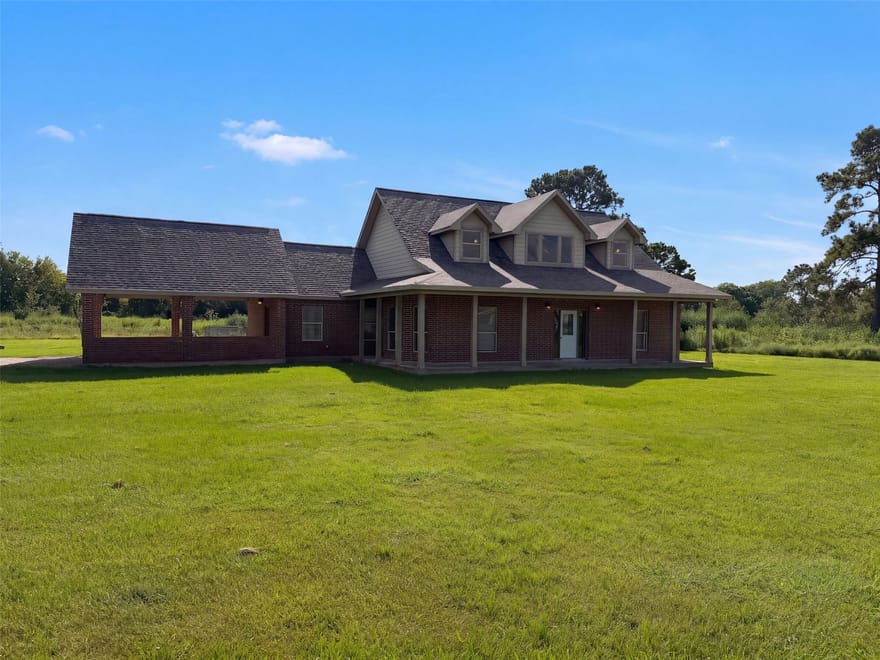 1619 County Road 612, Dayton, Texas