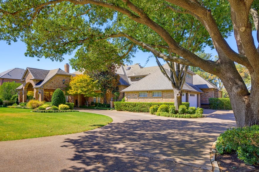 6200 Forest Highlands Drive, Fort Worth, Texas