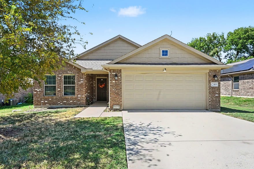 249 Walnut Bend Road, Springtown, Texas
