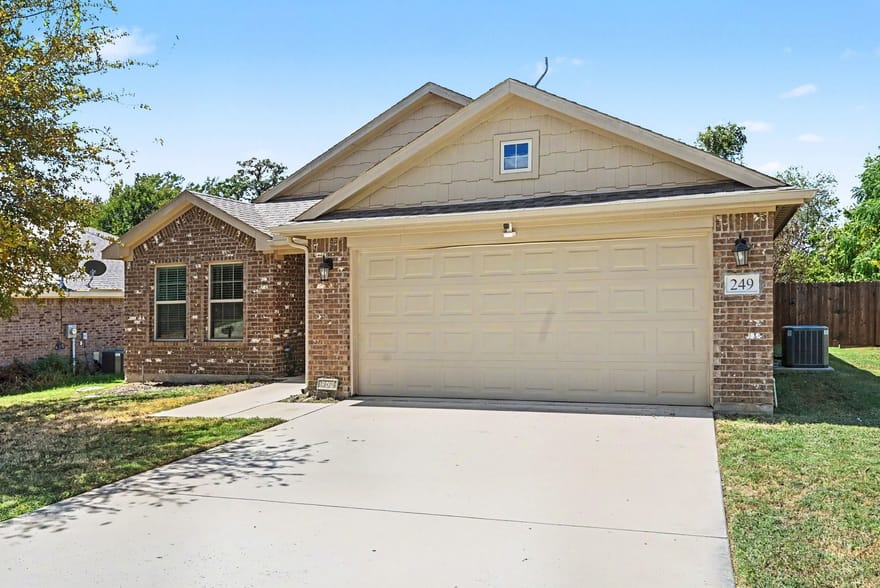 249 Walnut Bend Road, Springtown, Texas