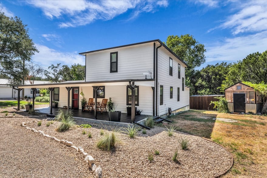 9340 Apache Trail, Rio Vista, Texas