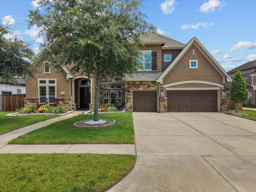 1817 Eagle Creek Drive, Friendswood, Texas