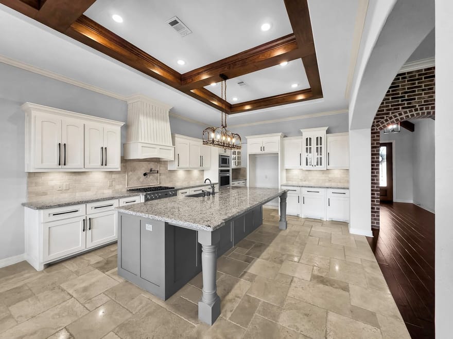 302 Spring Brook Court, Lumberton, Texas