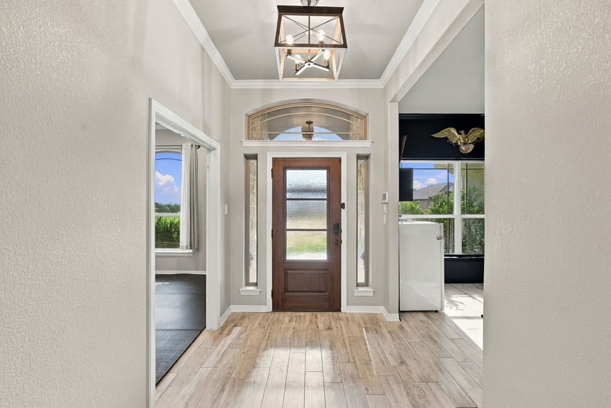 400 Juniper Drive, Troy, Texas