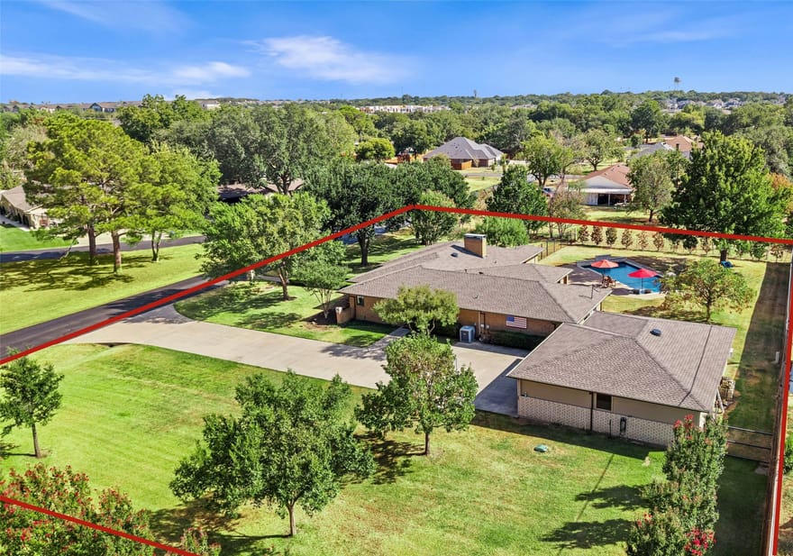 1804 Twin Brook Turn, Corinth, Texas