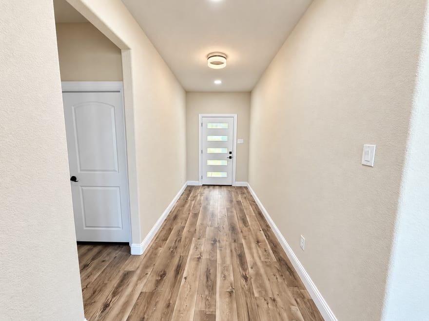 6025 Huckleberry Lane, Joshua, Texas