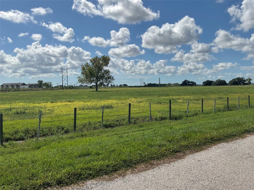 Private Road 719, Bay City, Texas