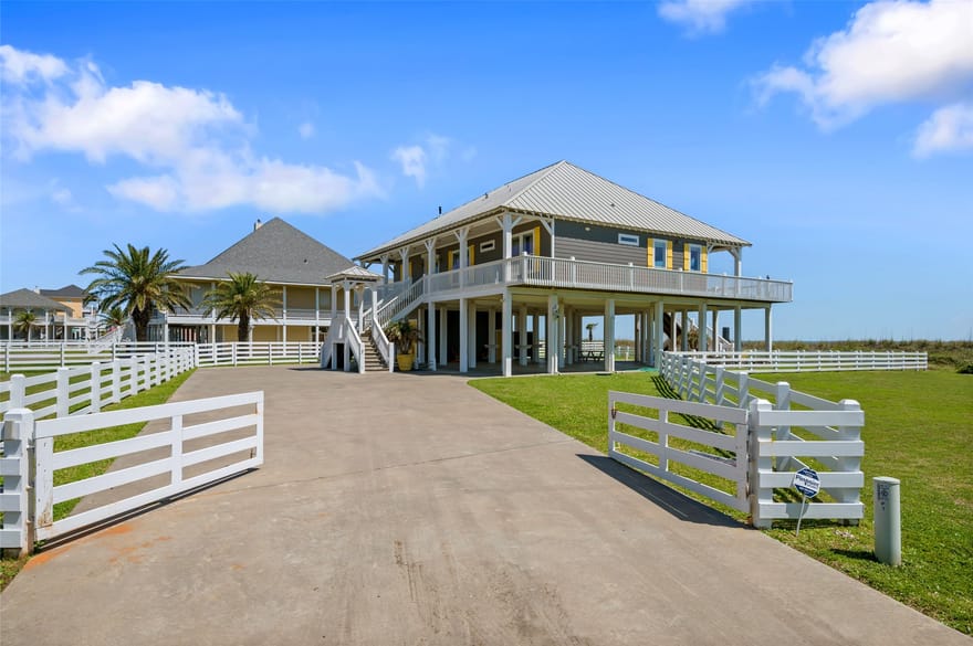 2344 Trinidad Drive, Port Bolivar, Texas