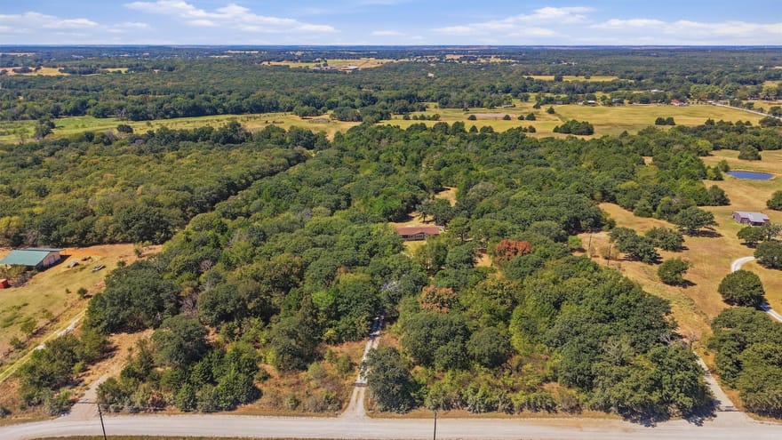 3539 County Road 265, Collinsville, Texas