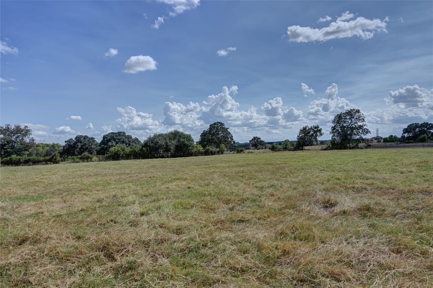 8000 Boehnemann Road, Brenham, Texas