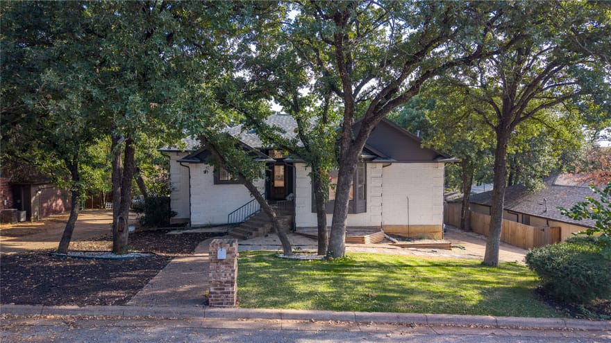 4404 Rain Forest Drive, Arlington, Texas